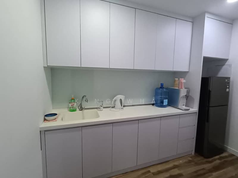 Kedai / Pejabat untuk Dijual di Taman Melawati (Ulu Kelang) - King Wha - Kitchen - PropertyGuru.com.my