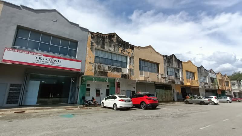 Kilang untuk Disewa di Taman Perindustrian Bukit Serdang (Seri Kembangan) - Kenny Koh - Exterior - PropertyGuru.com.my