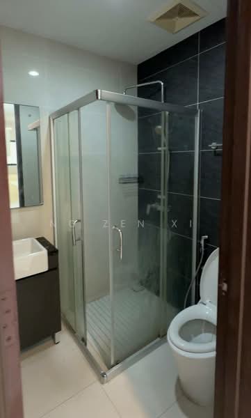 Condominium for Sale at Royal Strand @ Country Garden Danga Bay - NG ZEN XI - Bathroom - PropertyGuru.com.my