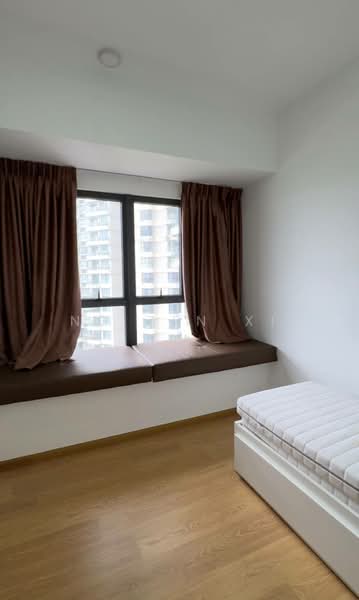 Condominium for Sale at Royal Strand @ Country Garden Danga Bay - NG ZEN XI - Bedroom - PropertyGuru.com.my