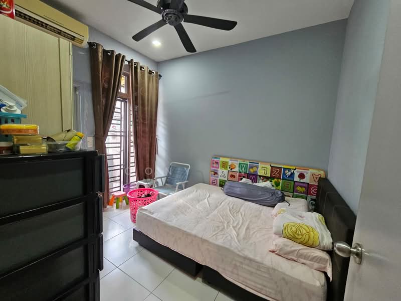 Rumah Teres 2-Tingkat untuk Dijual di Taman Nusa Idaman (Iskandar Puteri (Nusajaya)) - Cony Ong - Bedroom - PropertyGuru.com.my