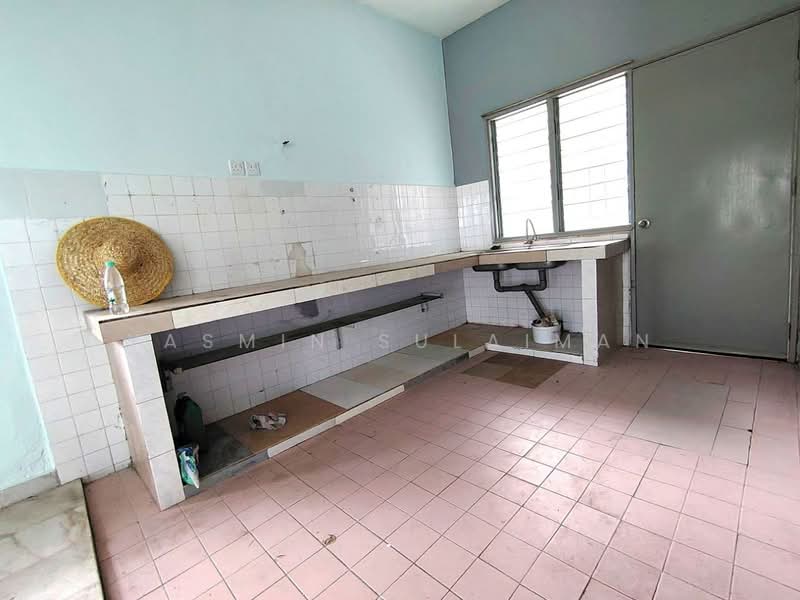 2-storey Terraced House for Sale in Alam Damai (Cheras) - Yasmin Sulaiman - Kitchen - PropertyGuru.com.my