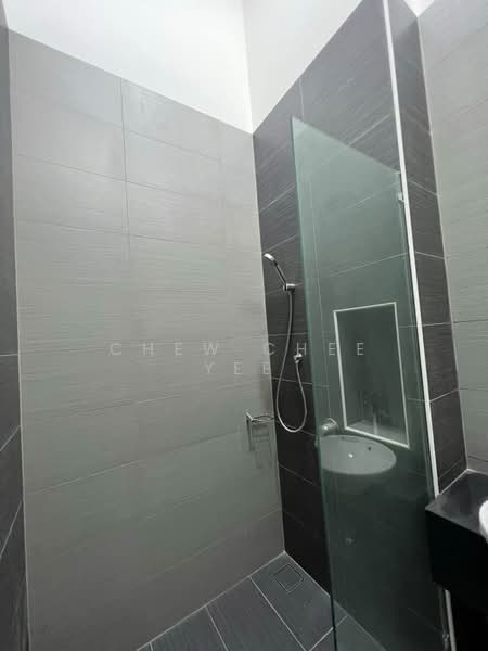 Rumah Kluster untuk Disewa di Eco Spring (Johor Bahru) - Chew Chee Yee - Bathroom - PropertyGuru.com.my