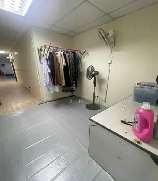 Shop / Office for Rent in Taman Bunga Kantan (Kajang) - William Chin - Corridor - PropertyGuru.com.my