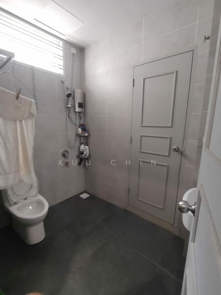 2-storey Terraced House for Sale in Bandar Indahpura (Kulai) - Kuu Chin - Bathroom - PropertyGuru.com.my
