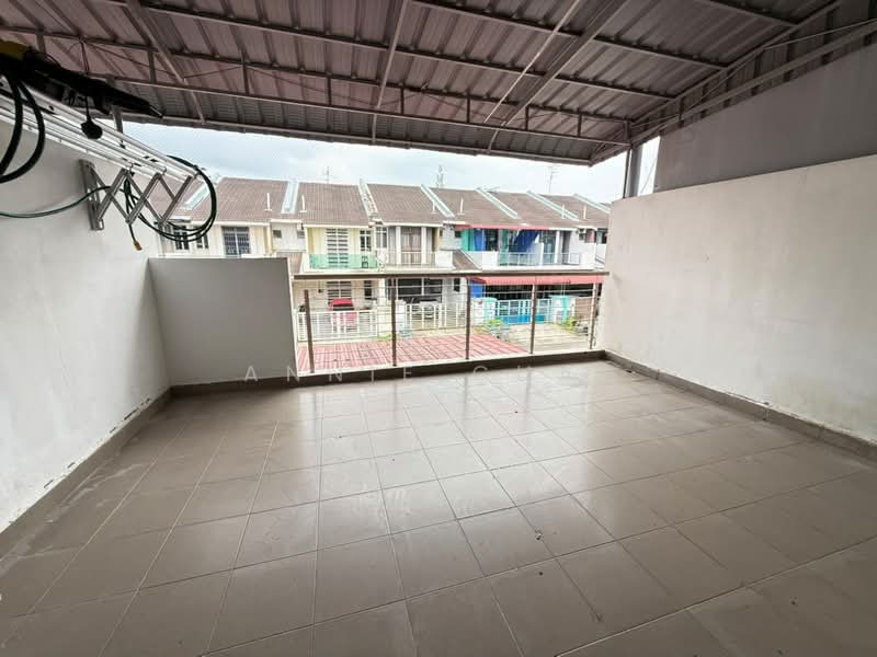 Semi-Detached House for Sale in Taman Sierra Perdana (Masai) - Annie Chai - Balcony - PropertyGuru.com.my