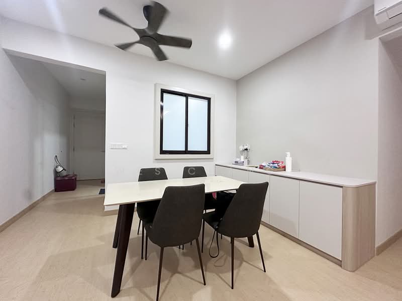 Kondominium untuk Dijual di Surian Condominium - Wes Chang - Dining Room - PropertyGuru.com.my