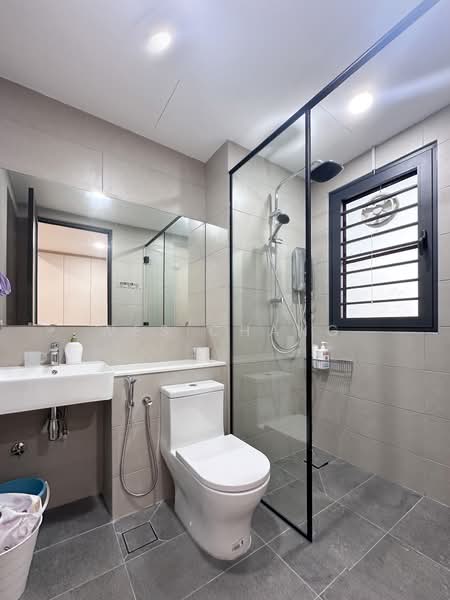 Kondominium untuk Dijual di Surian Condominium - Wes Chang - Bathroom - PropertyGuru.com.my