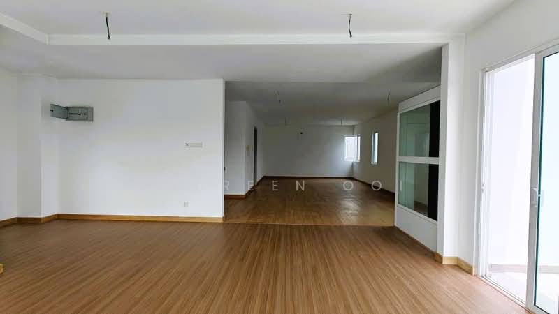Semi-Detached House for Sale in D'Island (Puchong) - Maureen Ooi - Living Room - PropertyGuru.com.my