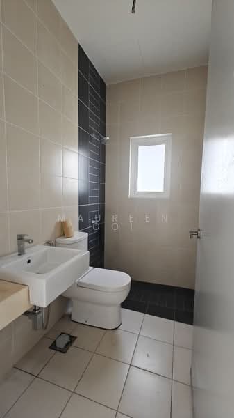 Semi-Detached House for Sale in D'Island (Puchong) - Maureen Ooi - Bathroom - PropertyGuru.com.my