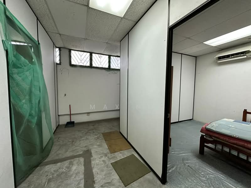 Kedai / Pejabat untuk Dijual di George Town (Penang) - Max Ng - Bedroom - PropertyGuru.com.my