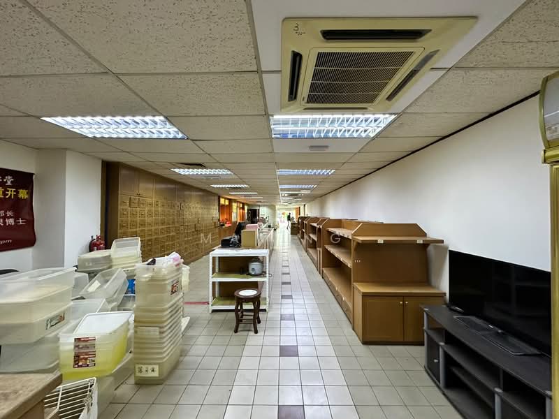 Kedai / Pejabat untuk Dijual di George Town (Penang) - Max Ng - Corridor - PropertyGuru.com.my