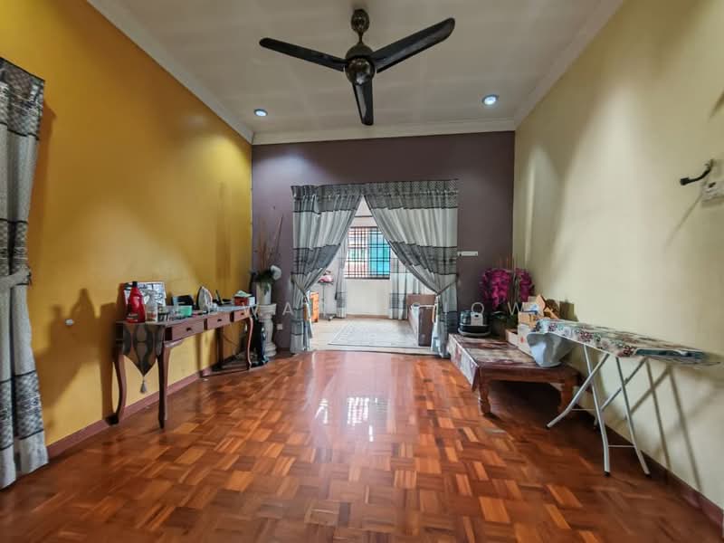 Rumah Teres 2 Tingkat untuk Dijual di Taman Impian Emas (Skudai) - Edward Siow - Living Room - PropertyGuru.com.my