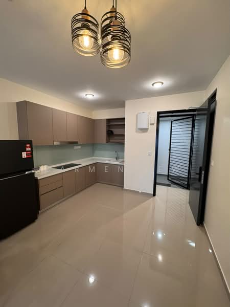 Servis Apartment untuk Disewa di 2Rio Residence @ Bandar Puteri Puchong - Carmen Kew - Kitchen - PropertyGuru.com.my