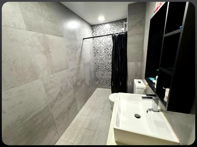 Service Residence for Sale at Arte Mont Kiara - Henry Lim - Bathroom - PropertyGuru.com.my