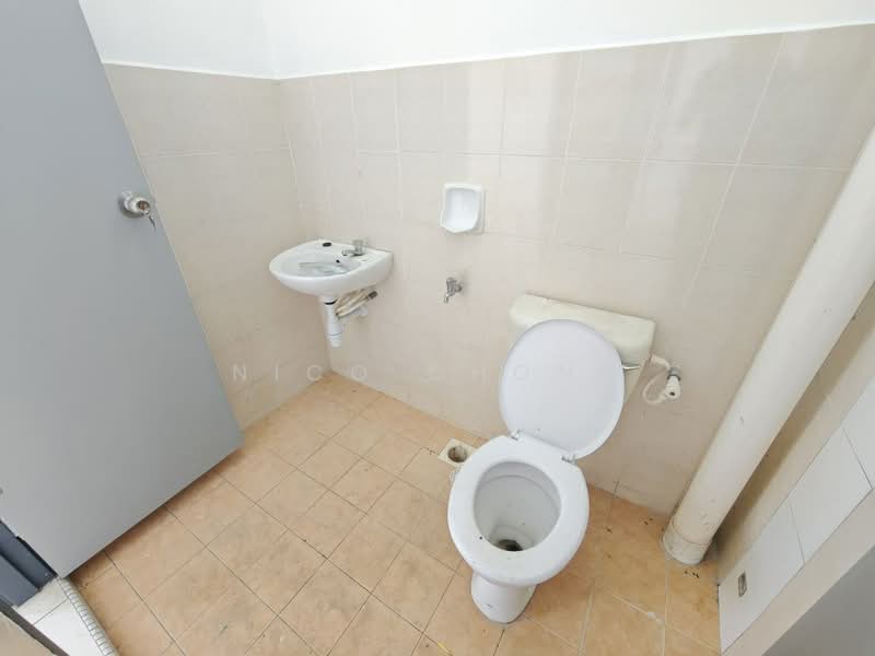 Rumah Teres 2 Tingkat untuk Dijual di Johor Bahru (Johor) - Nico Chong - Bathroom - PropertyGuru.com.my