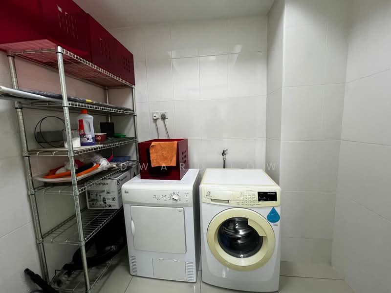 Kediaman Servis untuk Dijual di Solaris Dutamas - Edward Low - Interior - PropertyGuru.com.my