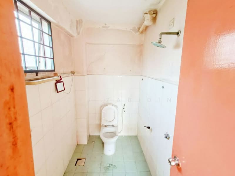 Apartment for Sale at Pangsapuri Permai - Azri Zabidin - Bathroom - PropertyGuru.com.my