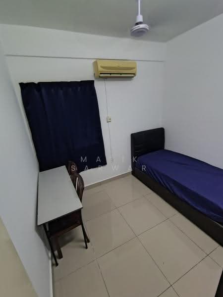 Kediaman Servis untuk Disewa di The Arc - Malik Sarwar - Small Room - PropertyGuru.com.my