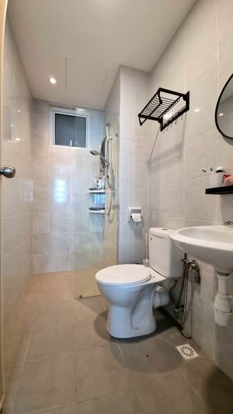 Kondominium untuk Dijual di i-Santorini - Eugene Tung - Bathroom - PropertyGuru.com.my