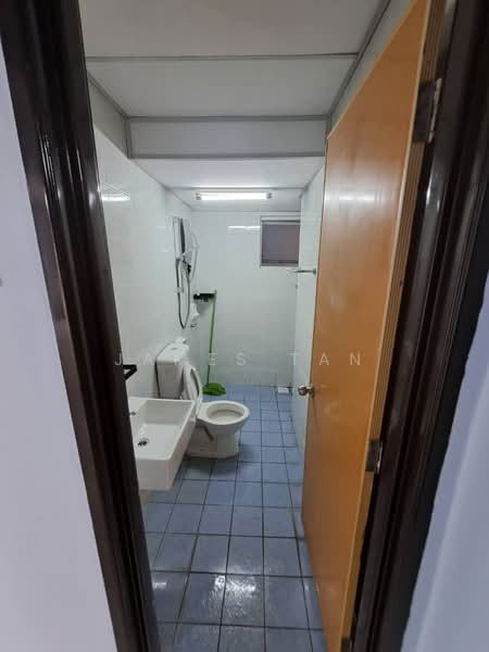 Condominium for Sale at Wangsa Metroview - James Tan - Bathroom - PropertyGuru.com.my