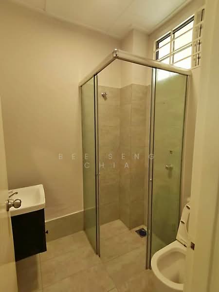 Terraced House for Sale in Kota Kemuning (Shah Alam) - Bee Seng Chia - Bathroom - PropertyGuru.com.my
