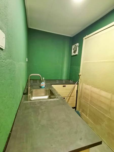 Terraced House for Sale in Kota Kemuning (Shah Alam) - Bee Seng Chia - Kitchen - PropertyGuru.com.my
