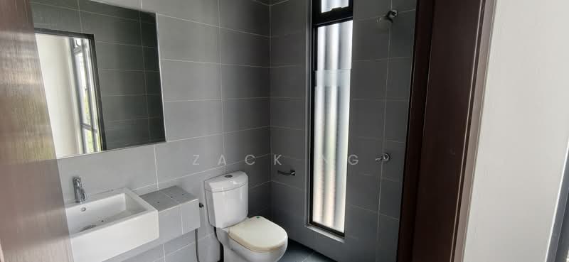 2-storey Terraced House for Sale in Laman Glenmarie (Shah Alam) - Zack Ng - Bathroom - PropertyGuru.com.my