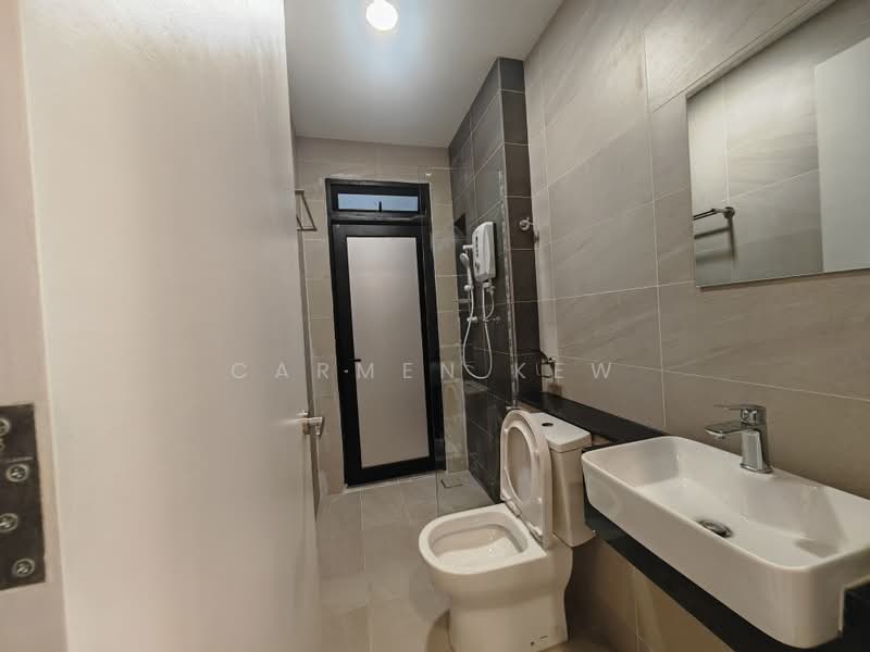 Service Residence for Rent at 2Rio Residence @ Bandar Puteri Puchong - Carmen Kew - Bathroom - PropertyGuru.com.my