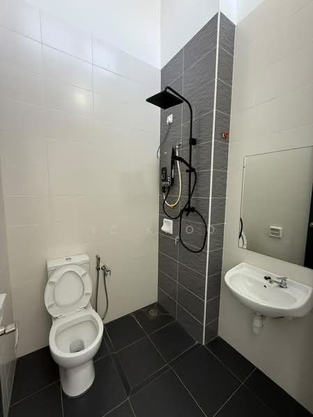 Rumah Teres 2 Tingkat untuk Disewa di Taman Mount Austin (Tebrau) - YC Khoo - PropertyGuru.com.my