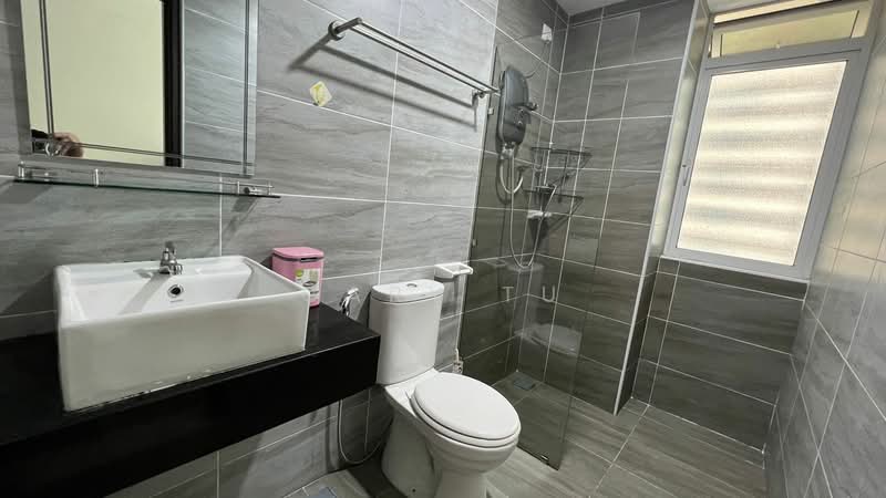 Servis Apartment untuk Disewa di KSL Residence @ Daya - Gary Tu - Bathroom - PropertyGuru.com.my