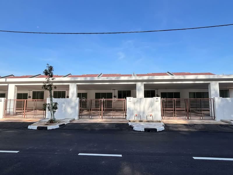 1-storey Terraced House for Sale in Rumah teres Setingkat di Jeniang Sik (Jeniang) - Nur Adiilah - Exterior - PropertyGuru.com.my