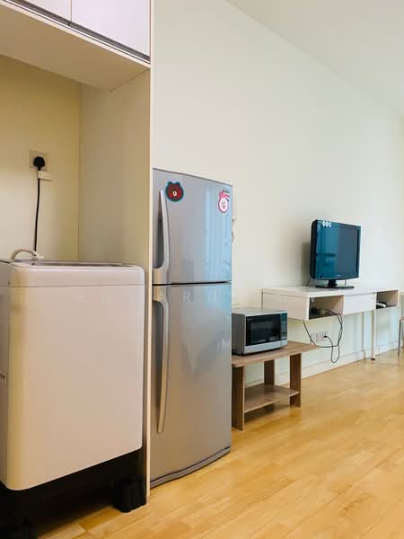 Kediaman Servis untuk Dijual di Solaris Dutamas - Edward Low - Interior - PropertyGuru.com.my