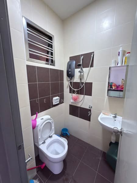 2-storey Terraced House for Sale in Johor Bahru (Johor) - Leon Tan - Bathroom - PropertyGuru.com.my