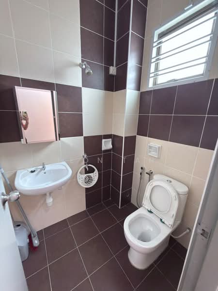 2-storey Terraced House for Sale in Johor Bahru (Johor) - Leon Tan - Bathroom - PropertyGuru.com.my