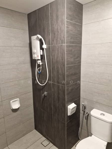 Servis Apartment untuk Disewa di The New Duo @ Edumetro - Sarah Wong - Bathroom - PropertyGuru.com.my