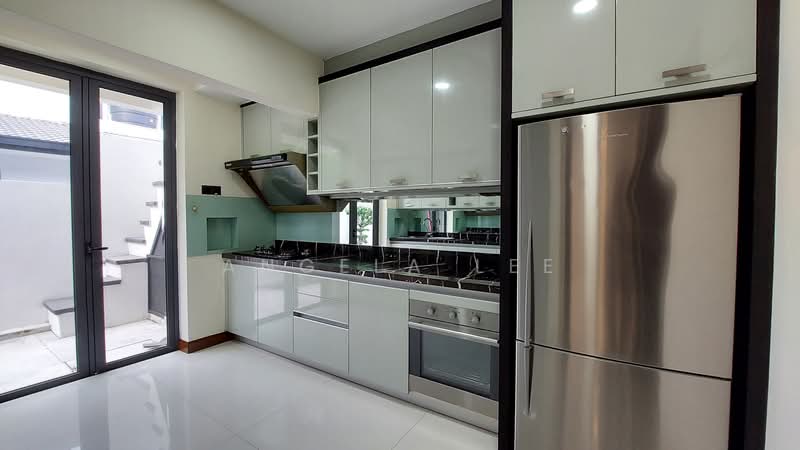2-storey Terraced House for Rent in Bukit Bandaraya (Bangsar) - Angela Lee - Kitchen - PropertyGuru.com.my