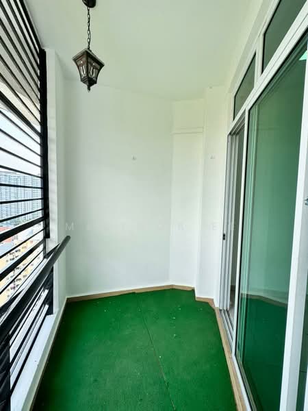 Pangsapuri untuk Disewa di Lagenda Tasek Luxurious Suite - Melinda Ee - Balcony - PropertyGuru.com.my