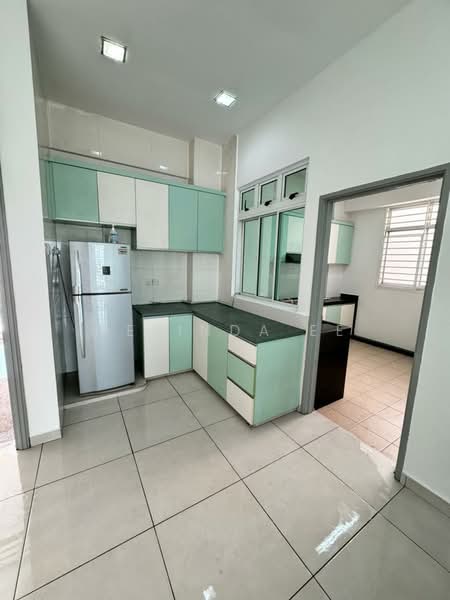 Pangsapuri untuk Disewa di Lagenda Tasek Luxurious Suite - Melinda Ee - Kitchen - PropertyGuru.com.my