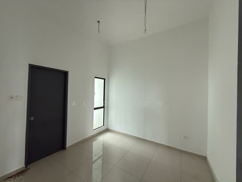 Rumah Berkembar untuk Dijual di Taman Scientex Rawang (Rawang) - Alice Low - Interior - PropertyGuru.com.my
