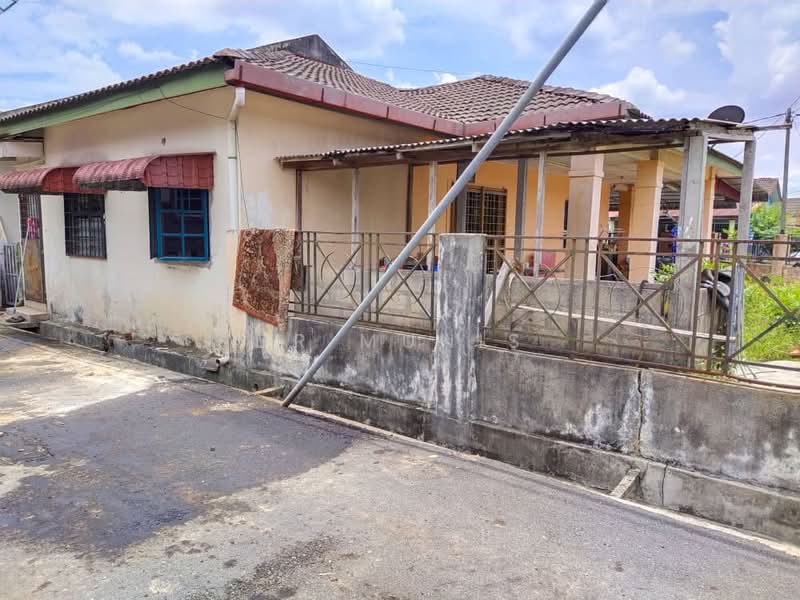 Terraced House for Sale in Bandar Behrang 2020 (Hulu Bernam Timor) - Dr Munis - Exterior - PropertyGuru.com.my