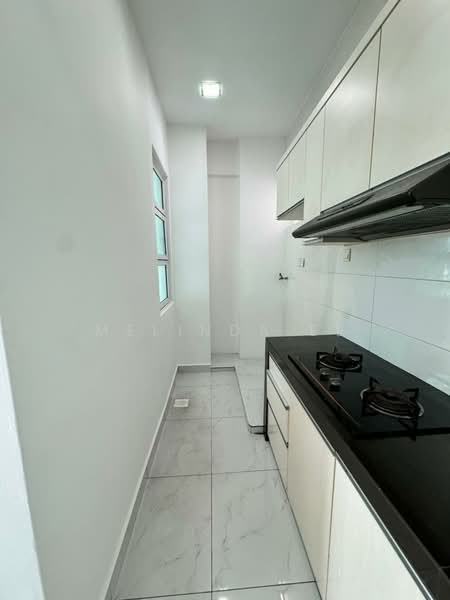 Pangsapuri untuk Dijual di Lagenda Tasek Luxurious Suite - Melinda Ee - Kitchen - PropertyGuru.com.my