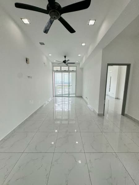 Pangsapuri untuk Dijual di Lagenda Tasek Luxurious Suite - Melinda Ee - Living Room - PropertyGuru.com.my