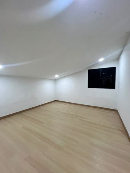 Rumah Berkembar untuk Dijual di Taman Bunga Ros (Tebrau) - Michelle Tey - PropertyGuru.com.my