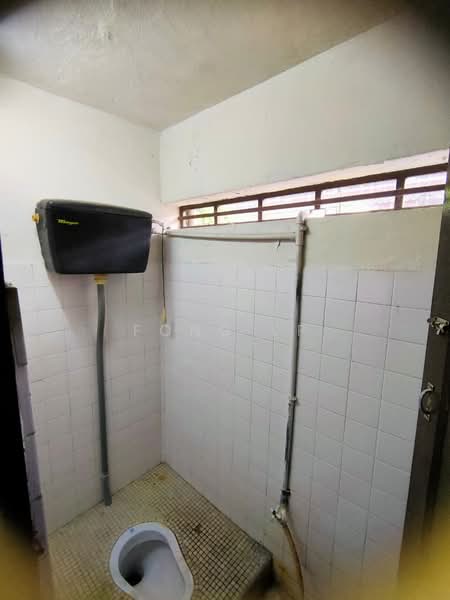1-storey Terraced House for Sale in Ipoh (Perak) - Fong LP - Bathroom - PropertyGuru.com.my
