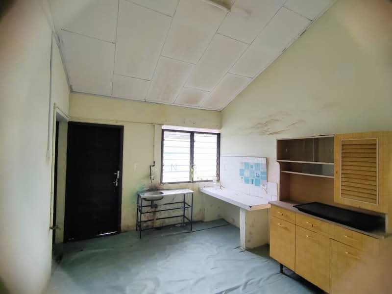 1-storey Terraced House for Sale in Ipoh (Perak) - Fong LP - Kitchen - PropertyGuru.com.my