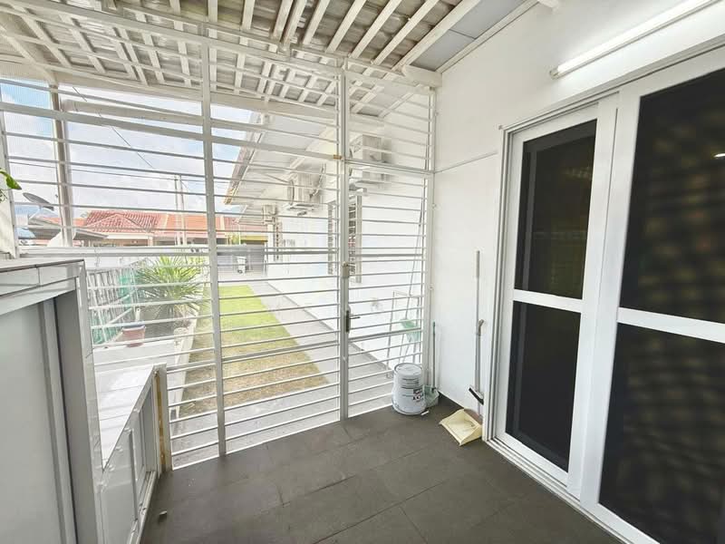 Rumah Berkembar untuk Dijual di Bandar Baru Air Itam (Ayer Itam) - Meng . - Balcony - PropertyGuru.com.my