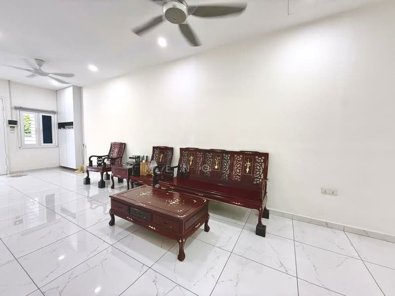 Rumah Berkembar untuk Dijual di Bandar Baru Air Itam (Ayer Itam) - Meng . - Living Room - PropertyGuru.com.my