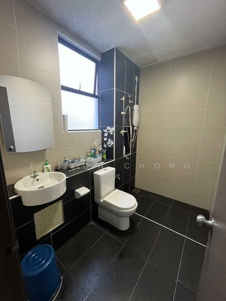 Pangsapuri untuk Dijual di Seri Austin Residence (Pangsapuri Seri Austin) - Elston Chong - Bathroom - PropertyGuru.com.my