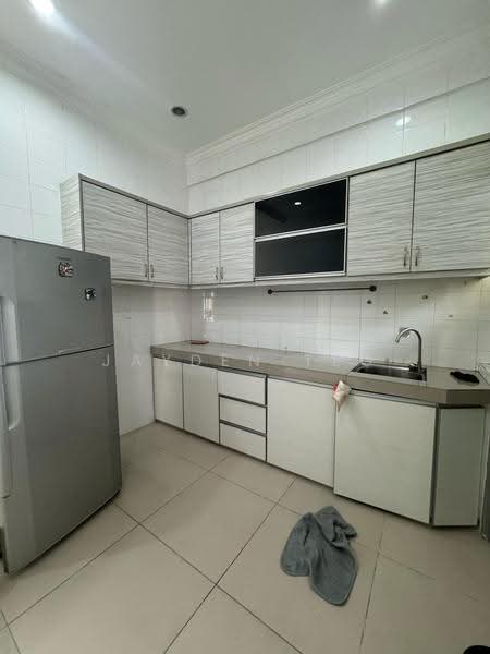 Kondominium untuk Disewa di Cova Suites - Jayden Teo - Kitchen - PropertyGuru.com.my